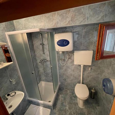Apartment Victoria Стара Башка Екстер'єр фото